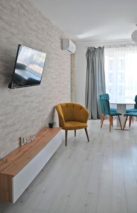 7A Dream Apartment 7A Si Parcare Oradea Exterior photo